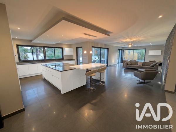 Maison à vendre 8 pièces 260 m² Fondettes