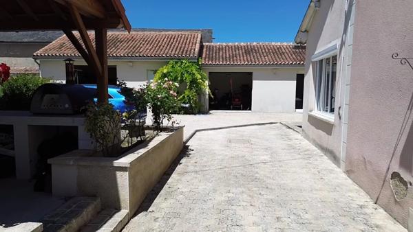 Maison centre ville 140m² + Studio et piscine