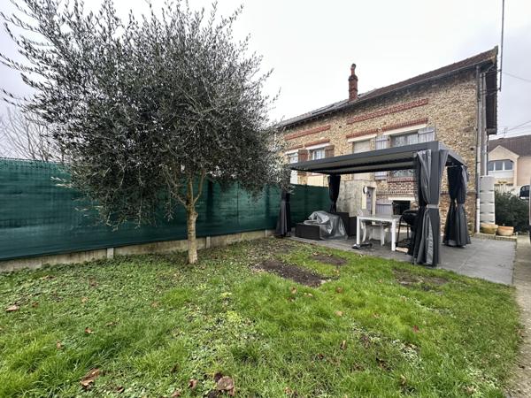 Mouroux (77120) A VENDRE - CHARMANTE MAISON A MOUROUX CENTRE-VILLE