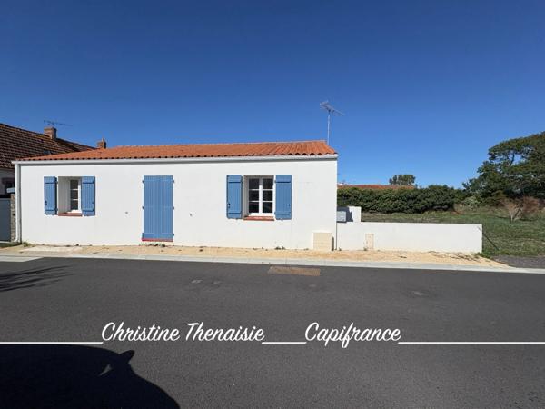 Maison à vendre 3 pièces coeur de ville avec terrain BEAUVOIR SUR MER (85)