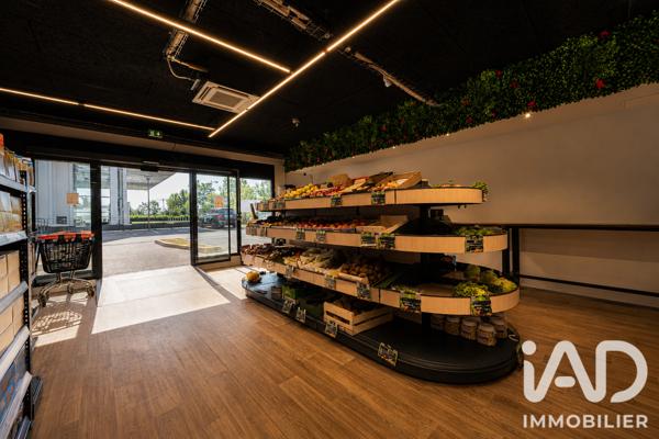 Immeuble à vendre 379,91 m² Montévrain