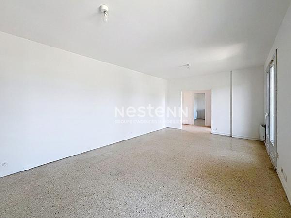 A VENDRE PINSAGUEL - IMMEUBLE AVEC 2 APPARTEMENTS ET GARAGES