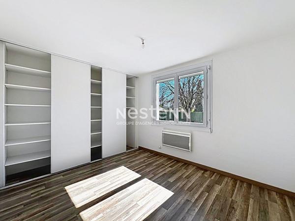 A VENDRE PINSAGUEL - IMMEUBLE AVEC 2 APPARTEMENTS ET GARAGES