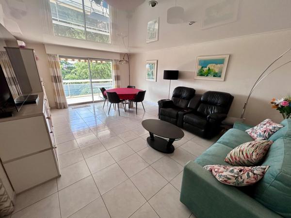 Appartement à FREJUS, 83600 - 3 pièces 70m²