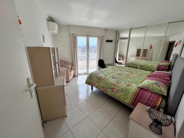Appartement à FREJUS, 83600 - 3 pièces 70m²