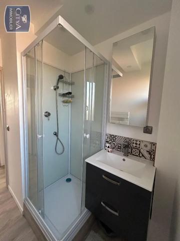 Appartement à louer 3 pièces 67.48m² Decize (58300)