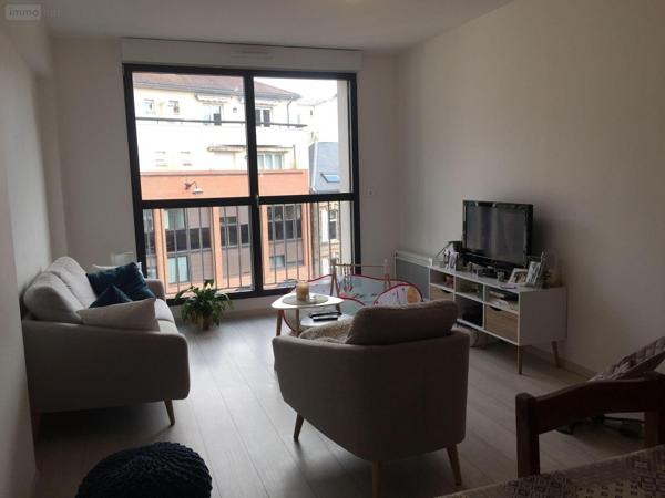 Appartement rénové à louer à Troyes dans l'Aube (10000), ref : 10376/930