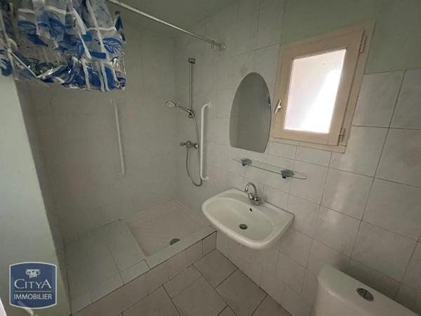 Maison à louer 3 pièces 48.9m² La Douze (24330)