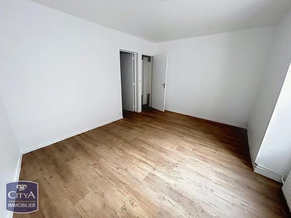 Appartement à vendre 2 pièces 67m² Leuville-sur-Orge (91310)