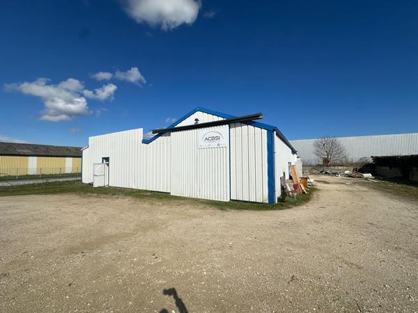 Local commercial 7 pièces 360 m2