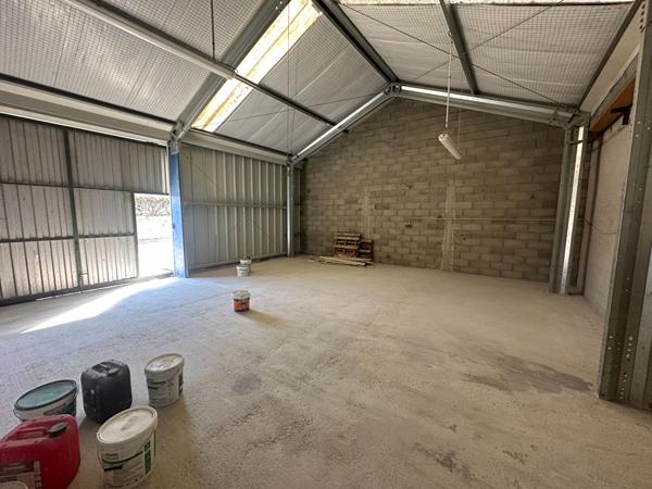 Local commercial 7 pièces 360 m2