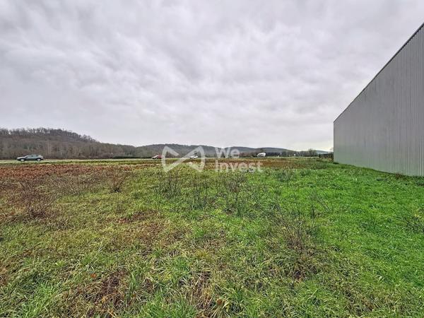 Terrain en zone commerciale et artisanale de 4180 m²
