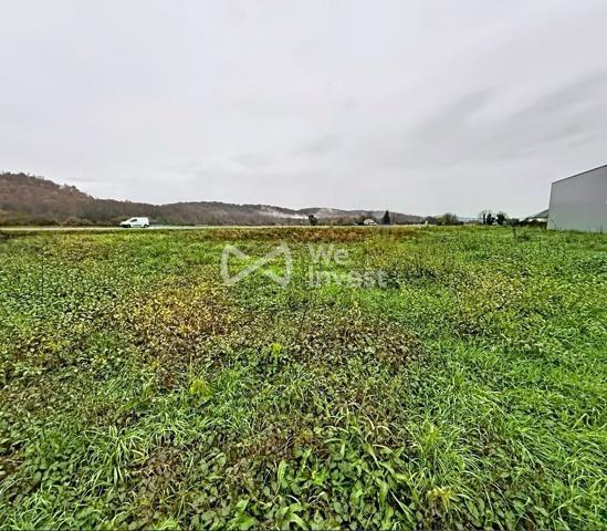 Terrain en zone commerciale et artisanale de 4180 m²
