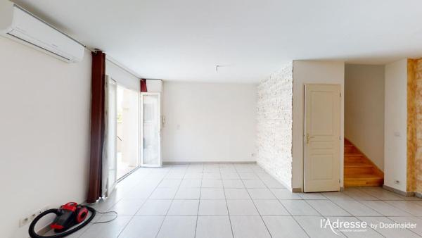 BEZOUCE - Appartement de type 3 dans résidence sécurisée