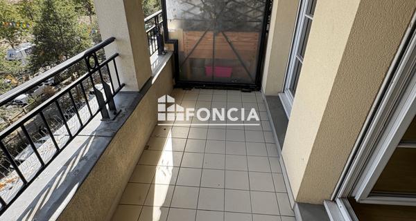 Location Appartement 2 pièces 43.06 m² - Le Plessis-robinson 92350
