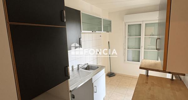 Location Appartement 2 pièces 43.06 m² - Le Plessis-robinson 92350