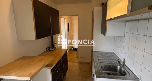 Location Appartement 2 pièces 43.06 m² - Le Plessis-robinson 92350
