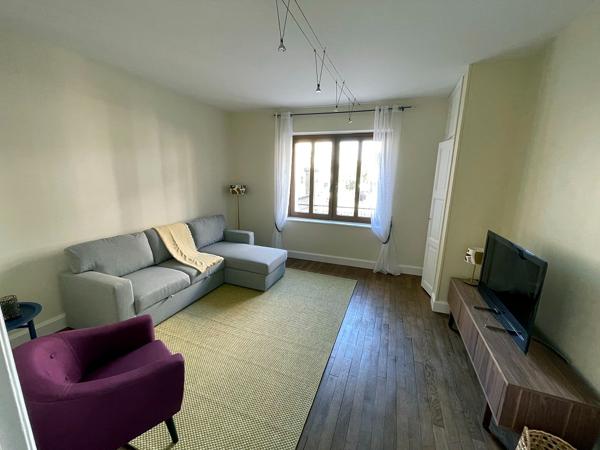 NANCY F2 Meublé Secteur Place des Vosges/Hopital Central. Prox SCIENCES PO