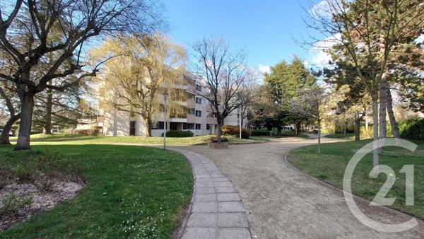 Appartement F2 à vendre  2 pièces - 41 m2 BEAUCHAMP - 95