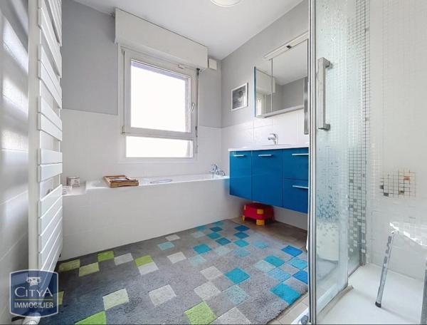 Maison à vendre 6 pièces 212.27m²