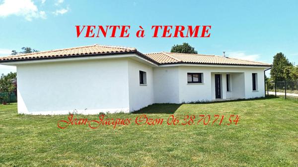 ARVERT, MAISON RÉCENTE DE 143 m² SUR TERRAIN DE 1 695 m² AVEC PISCINE ET GARAGE INDÉPENDANT
