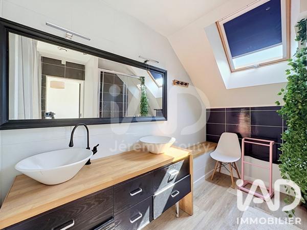 Maison à vendre 9 pièces 210 m² Lavau-sur-Loire