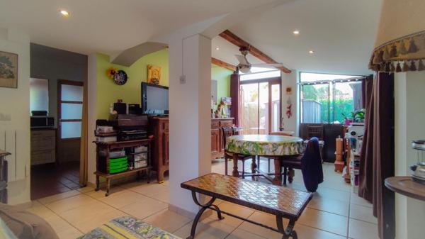 EXCLUSIVITE LA LONDE LES MAURES Appartement T3+terrasses+jardin+parking