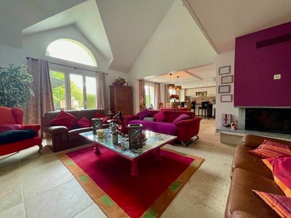 Magnifique Maison avec piscine chauffée sur Baillet-en-France