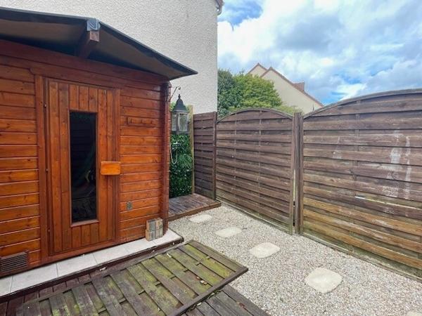 Magnifique Maison avec piscine chauffée sur Baillet-en-France