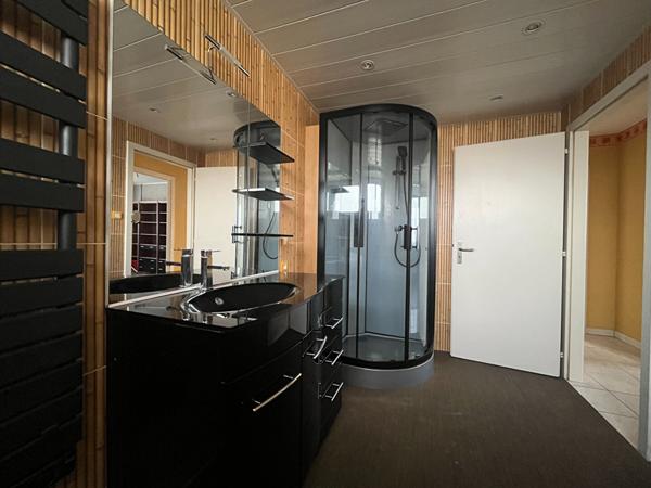 Appartement - 4 pièces - 83 m²