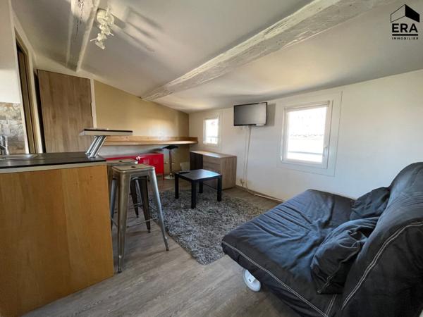 A LOUER - AIX EN PROVENCE  - BEAU STUDIO ENTIÈREMENT MEUBLE - 14 m²