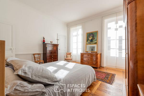 Appartement sur les quais à l’élégance intemporelle