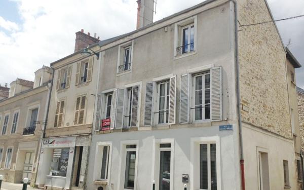 Appartement à louer    2 pièces •  Fontainebleau