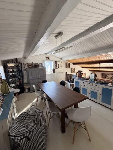 Maison traditionnelle Salernes 207 m²