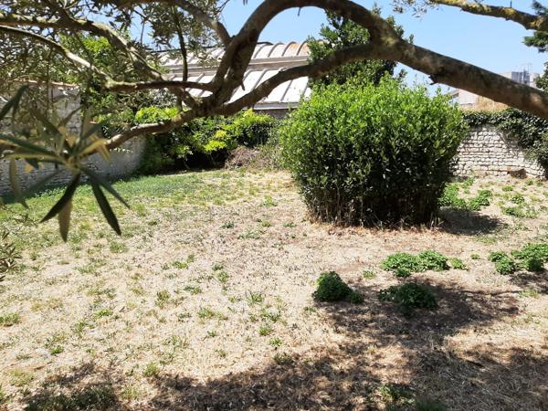 Terrain à bâtir 334 m² à La Rochelle 17000