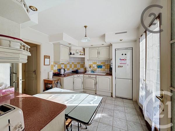 Maison à vendre  6 pièces - 120 m 2   BEZANNES  - 51