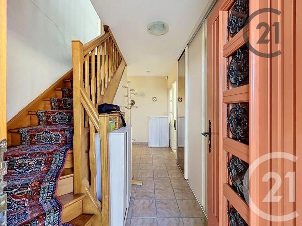 Maison à vendre  6 pièces - 120 m 2   BEZANNES  - 51
