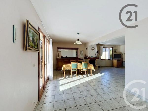 Maison à vendre  6 pièces - 120 m 2   BEZANNES  - 51