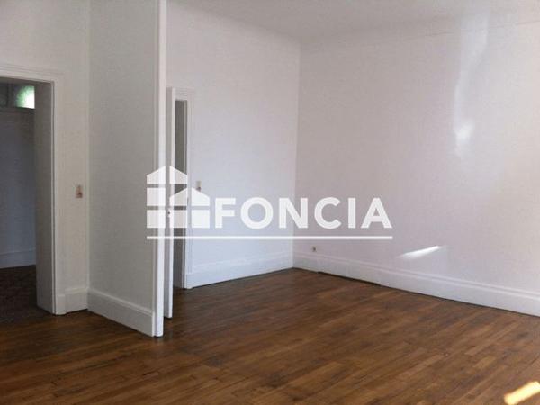 Location Appartement 4 pièces 116.2 m² - 16 AVENUE DE GAULLE Charleville-mezieres 08000