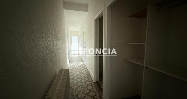 Location Appartement 4 pièces 116.15 m² - Charleville-mézières 08000