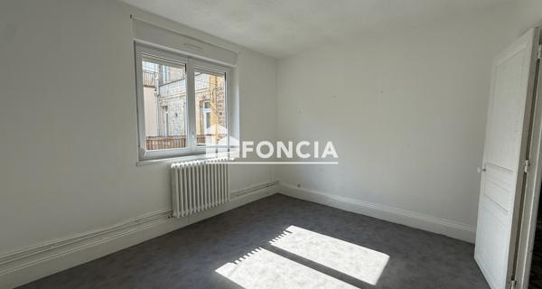 Location Appartement 4 pièces 116.15 m² - Charleville-mézières 08000