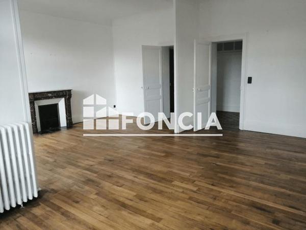 Location Appartement 4 pièces 116.2 m² - 16 AVENUE DE GAULLE Charleville-mezieres 08000