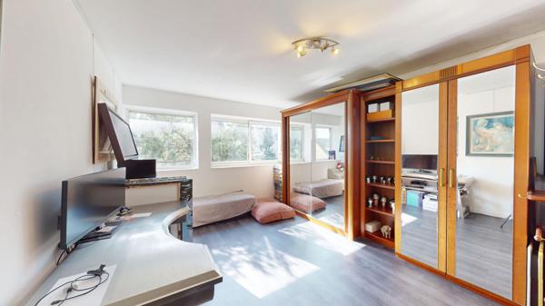 MAISON 241,47M2 - GRANDES PIECES - HAUT DE GAMME - PROCHE VALLEE AUX LOUPS