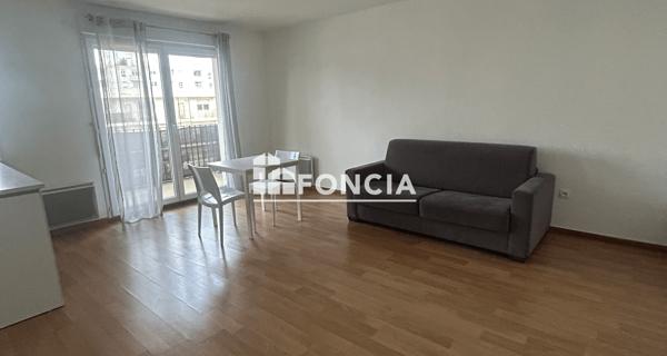 Location Appartement meublé 2 pièces 45.8 m² - ÉPernon 28230