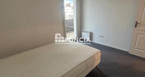 Location Appartement meublé 2 pièces 45.8 m² - ÉPernon 28230