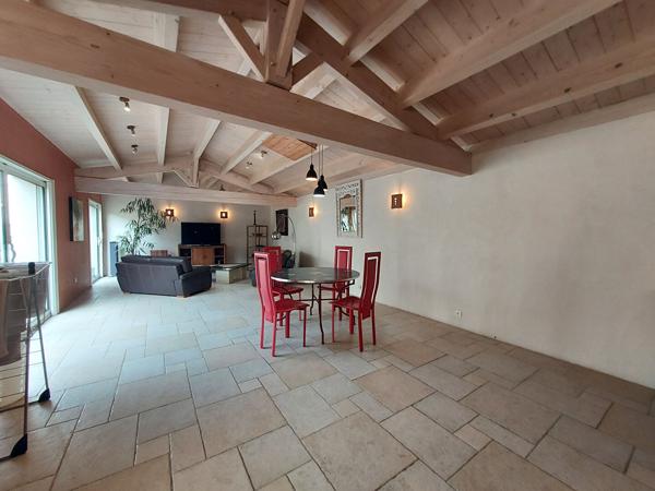 À 500 m de la mer, élégante maison de charme au coeur d'un village de pierres , Saint pierre d oleron