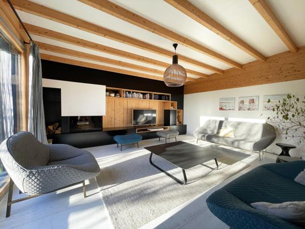 Couëron - Belle Maison d'Architecte de 200 m² + 2 ème maison de 65 m²(revenu Airbnb de 20 000 €/an) à 4 minutes de la Gare