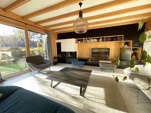 Couëron - Belle Maison d'Architecte de 200 m² + 2 ème maison de 65 m²(revenu Airbnb de 20 000 €/an) à 4 minutes de la Gare