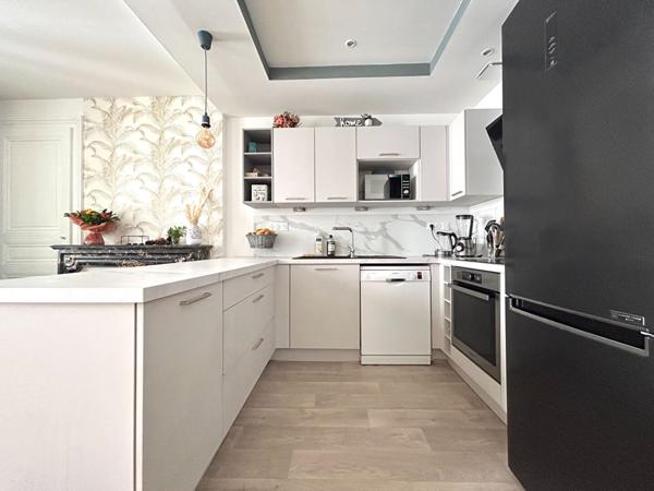 LOCATION : appartement T4 (74 m²) à SAINT ETIENNE