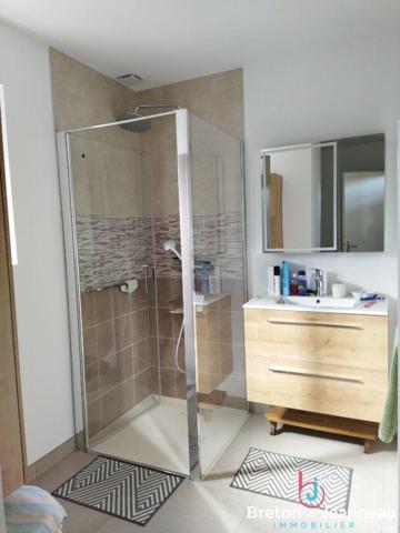 Longère en pierres sortie de MAYENNE